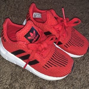 Toddler Red & Black Adidas size 6c